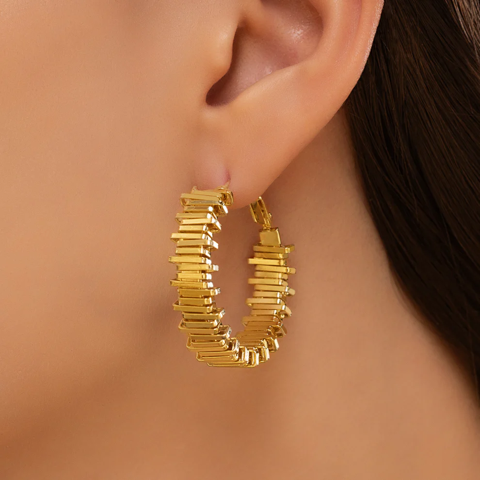 Anti-Tarnish-Abstract-Ziczac-Hoops-gold-finish 01
