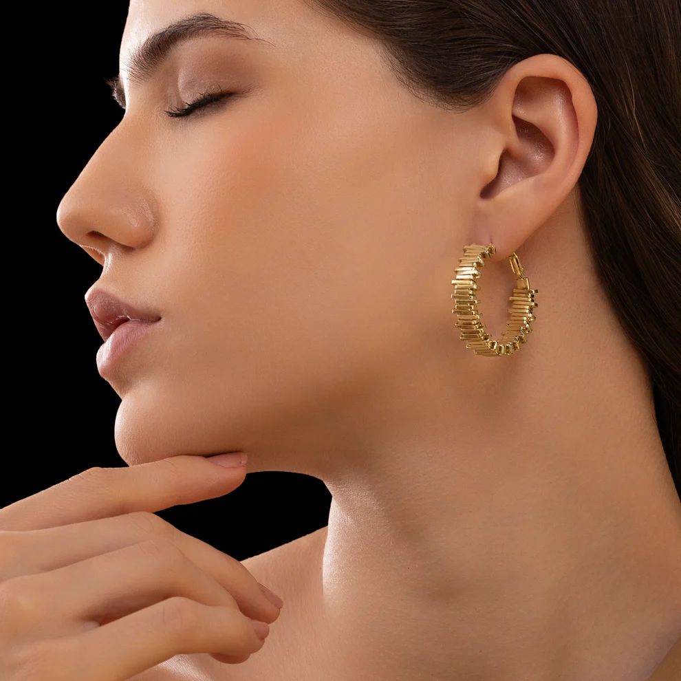 Anti-Tarnish-Abstract-Ziczac-Hoops-gold-finish 01